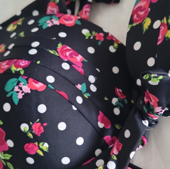 Cupshe Highwaisted Swim Set, 3xl/4xl - Picture 5 of 6